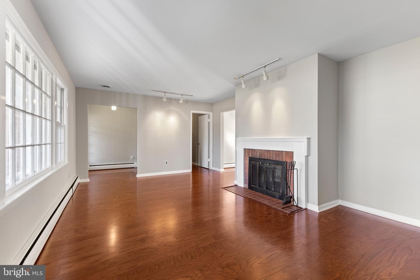 412 Vierling Drive photo 12