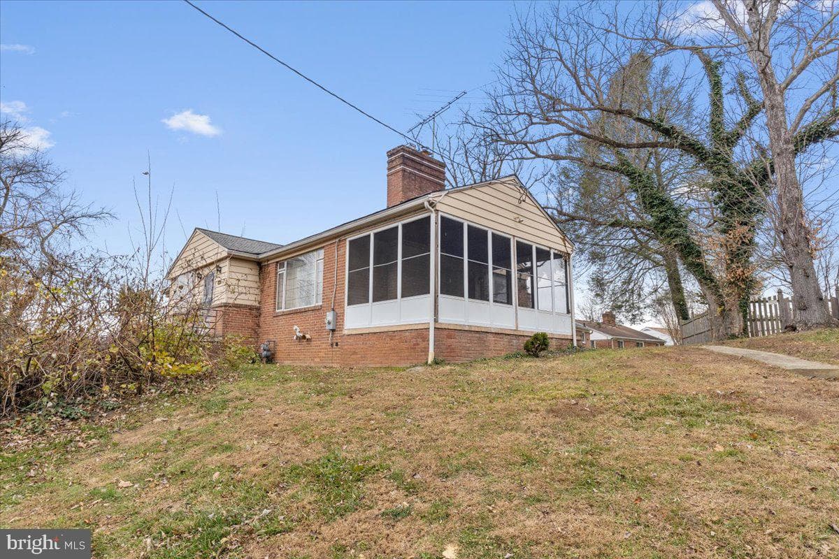 2944 Terrace Drive photo 4