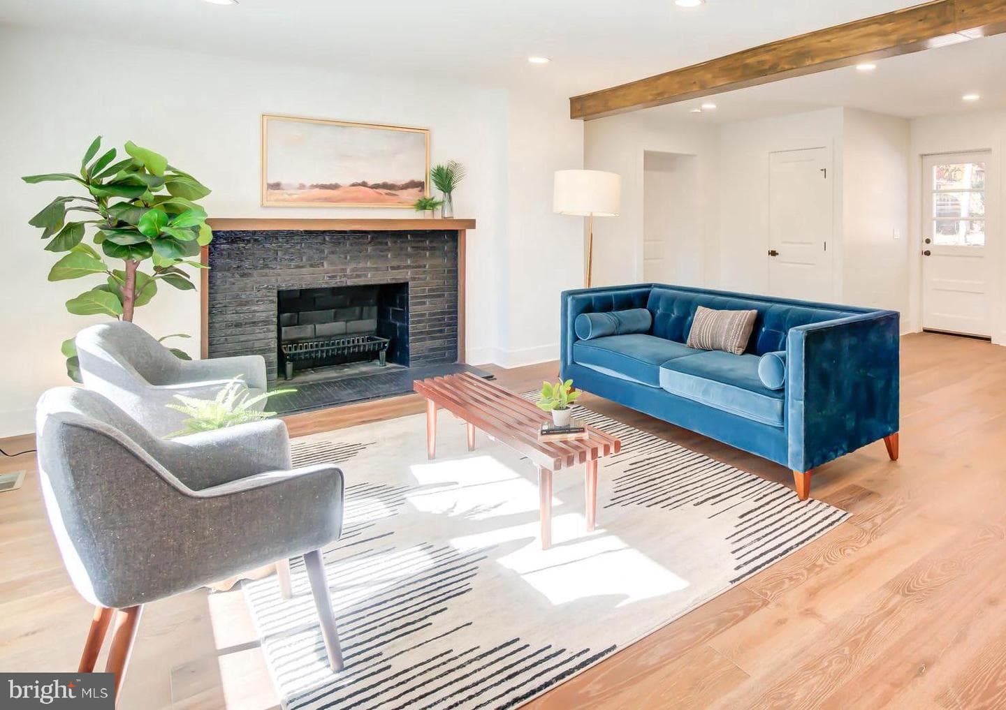1206 La Grande Road photo 3