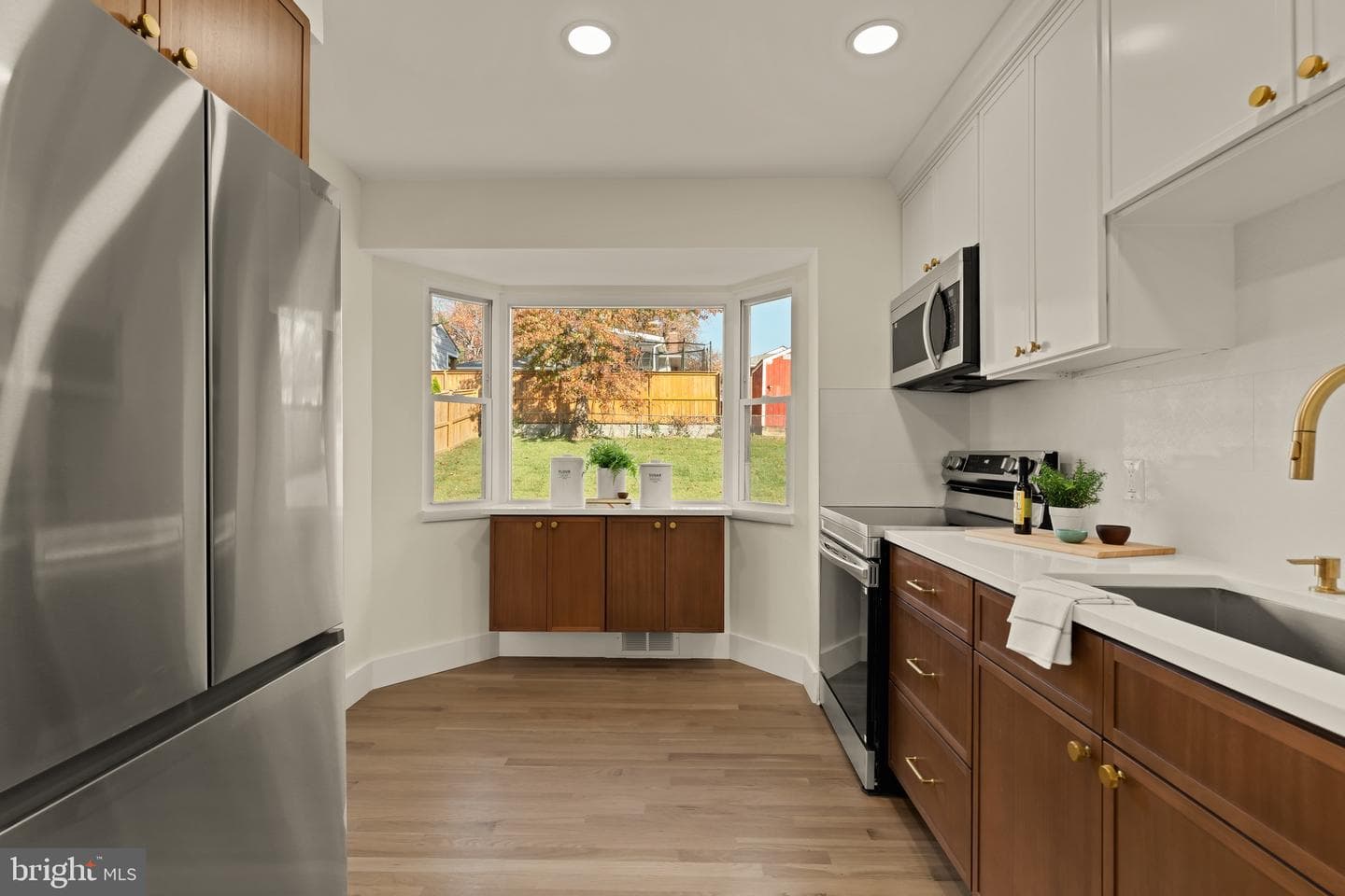 10223 Leslie Street photo 17