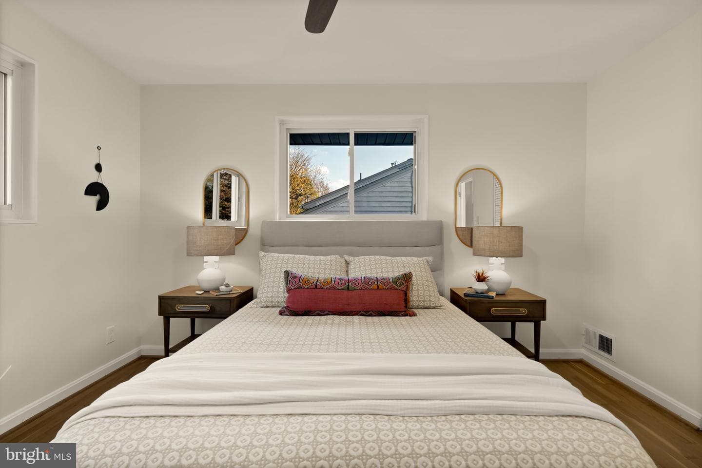 10223 Leslie Street photo 21