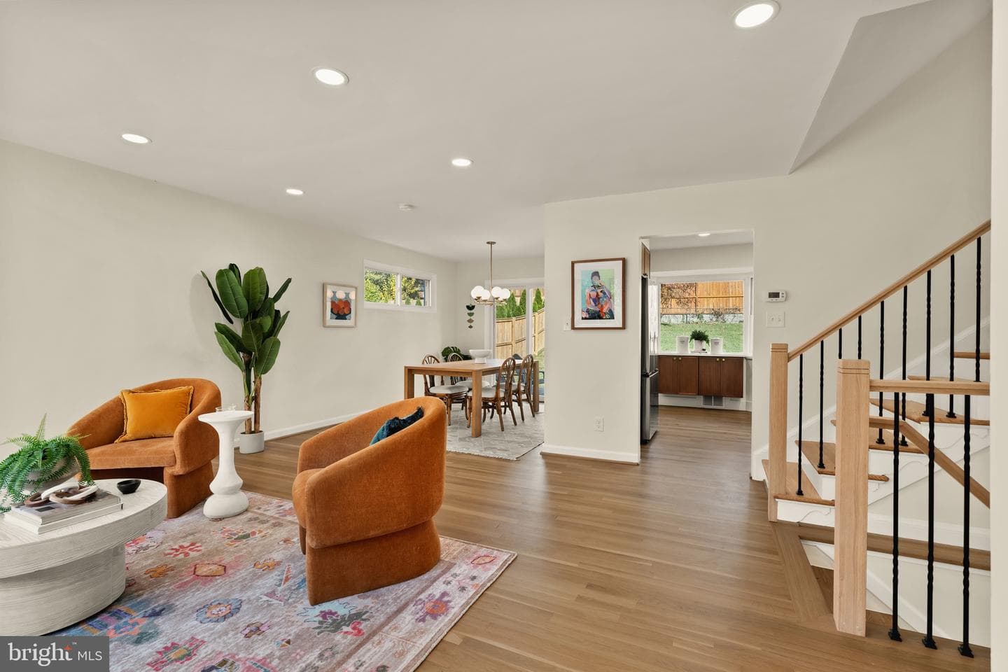10223 Leslie Street photo 4