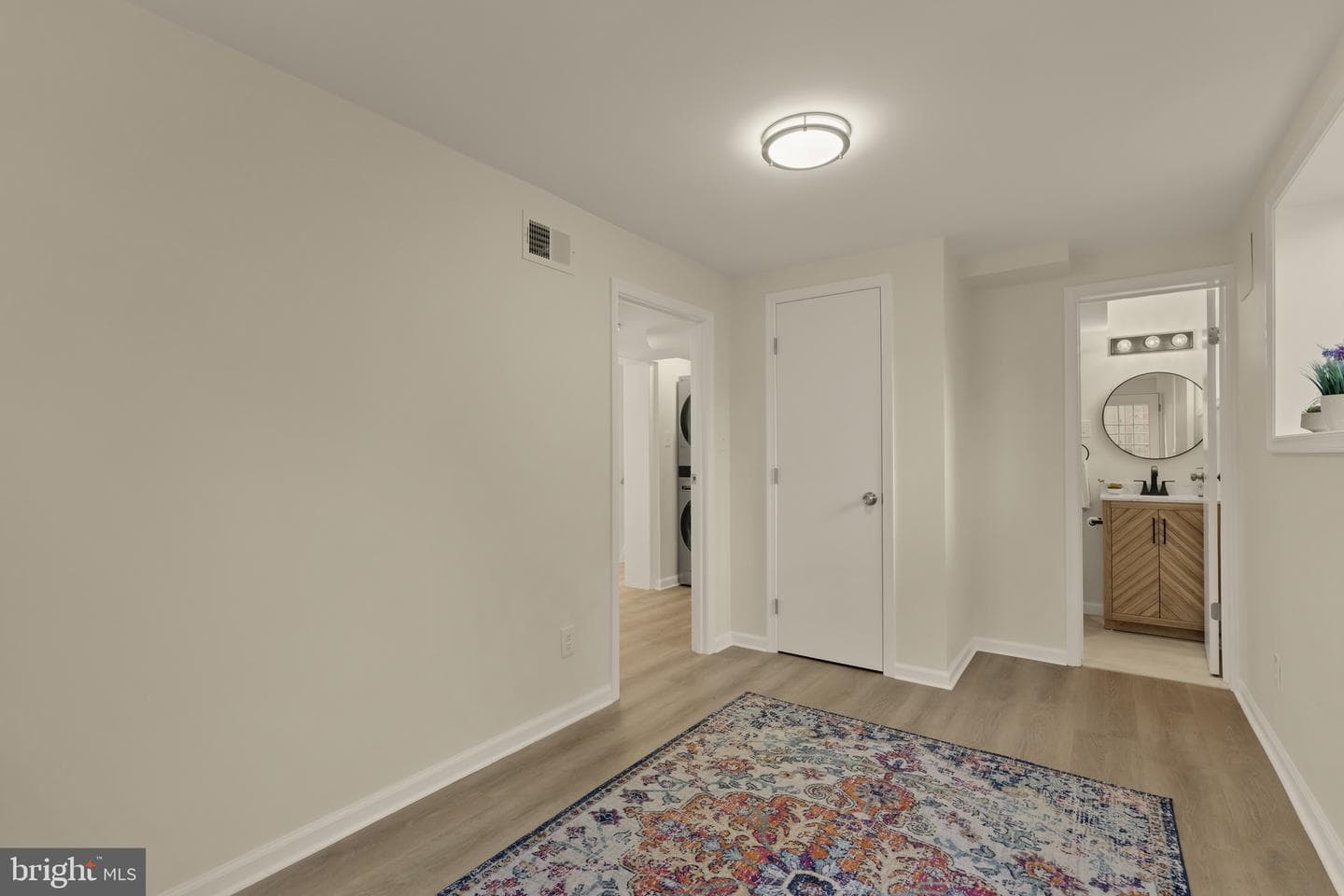 10223 Leslie Street photo 40