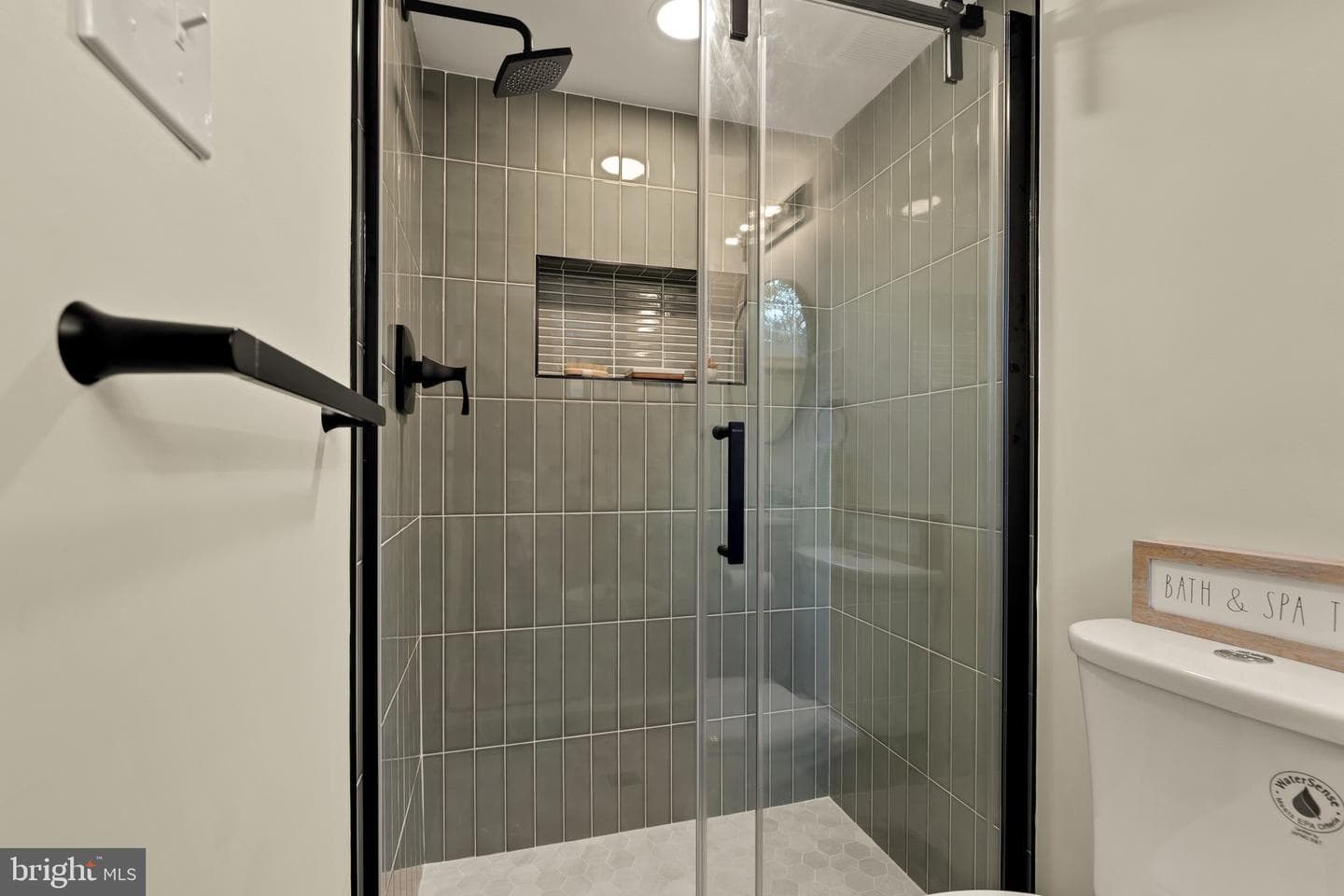 10223 Leslie Street photo 42