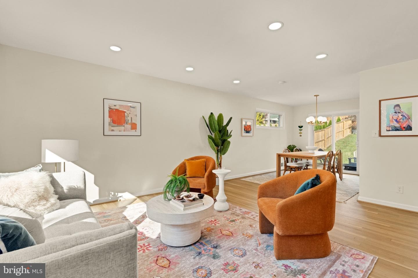 10223 Leslie Street photo 5
