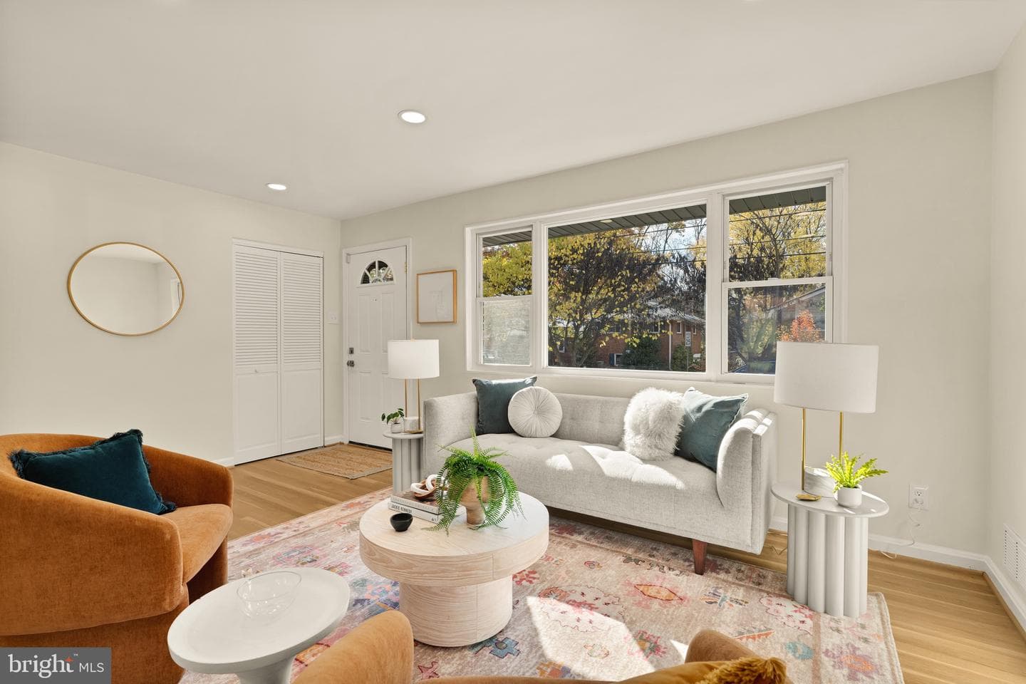 10223 Leslie Street photo 8