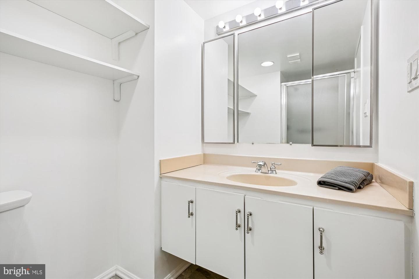 15115 Interlachen Drive #3-308 photo 19