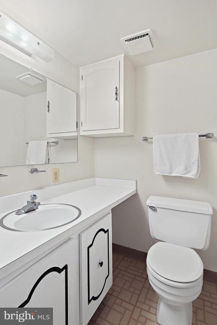2921 N Leisure World Boulevard #1-316 photo 20