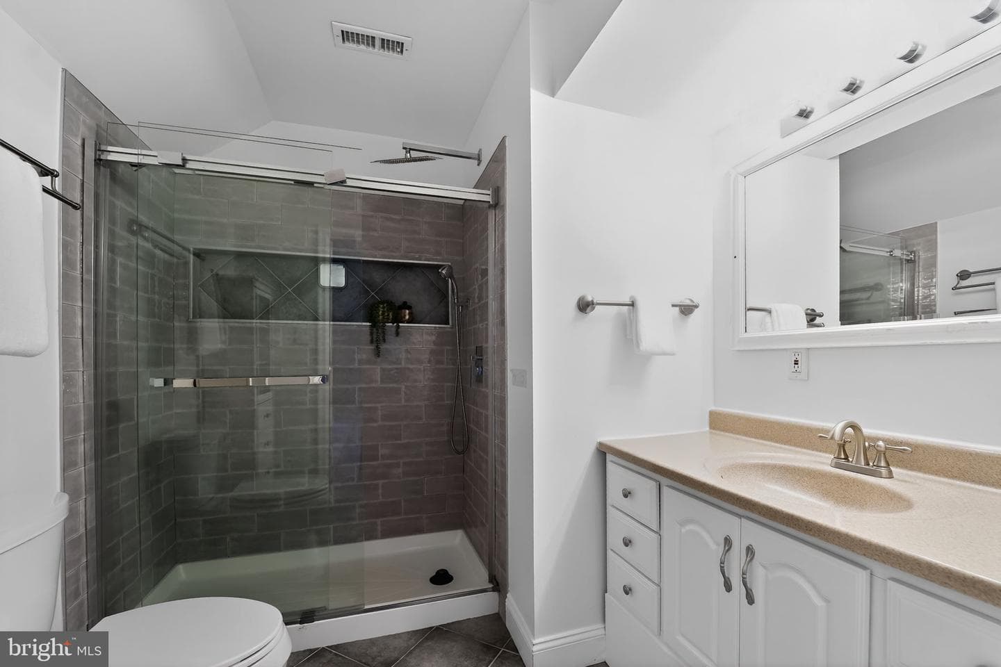 23711 Slidell Road photo 21