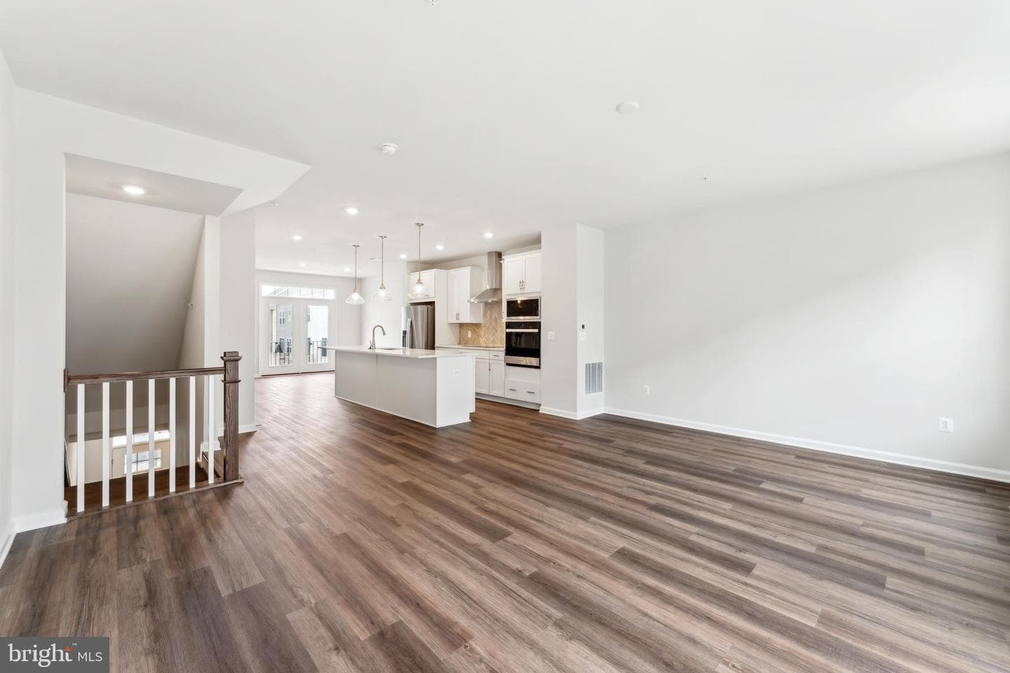 26476 Sir Jamie Terrace photo 6