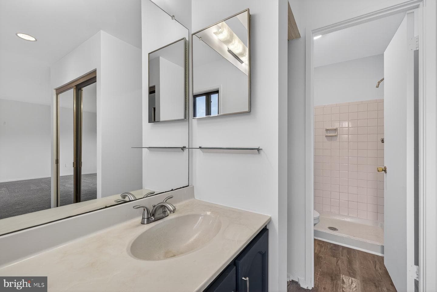 9625 Shadow Oak Drive photo 27