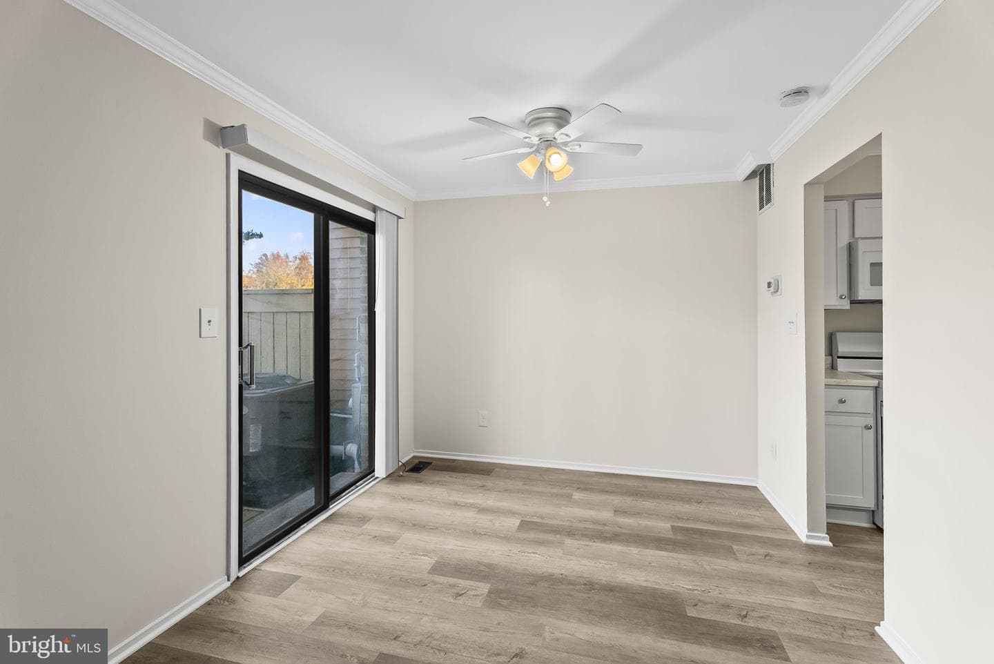9413 Penshurst Court photo 10