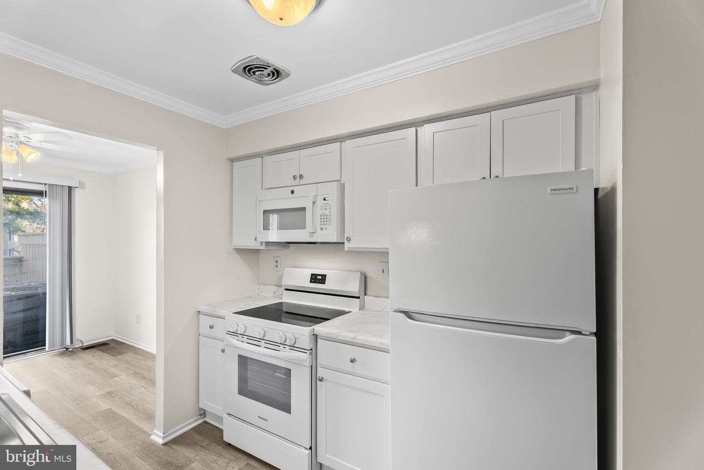 9413 Penshurst Court photo 15