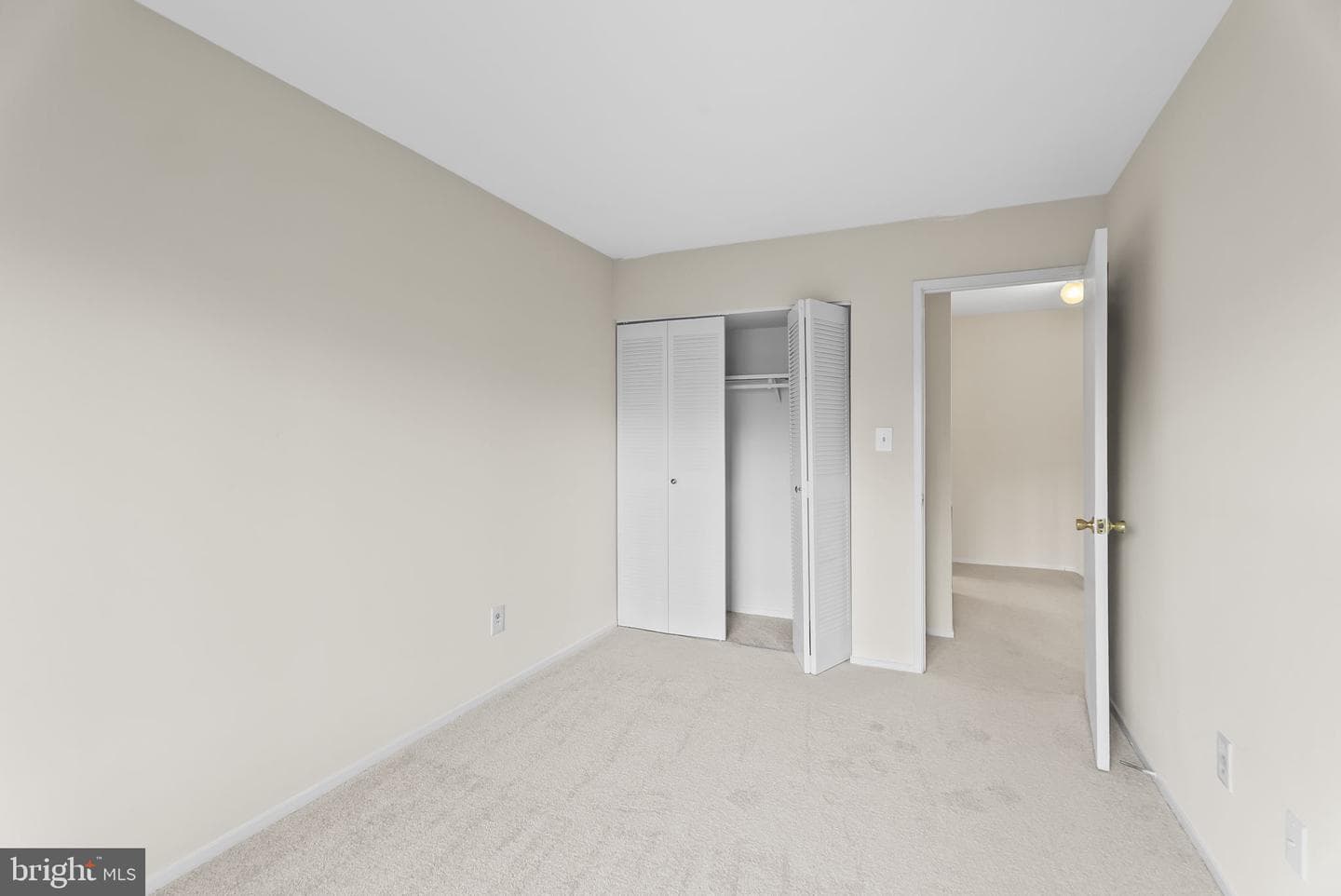 9413 Penshurst Court photo 21