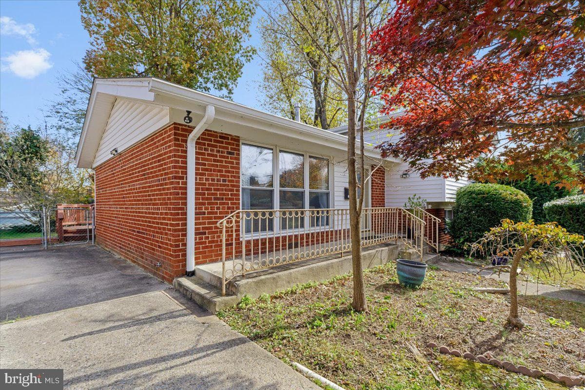 13103 Magellan Avenue photo 5