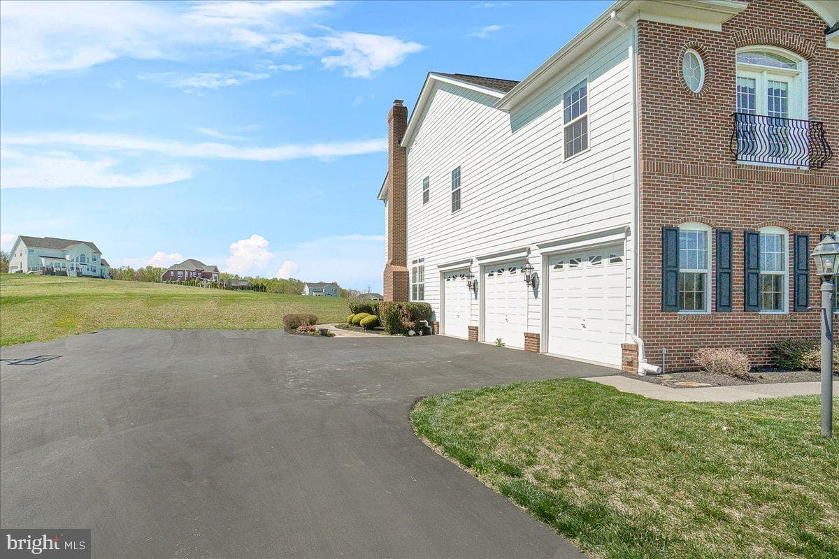 15841 Seneca Run Court photo 113