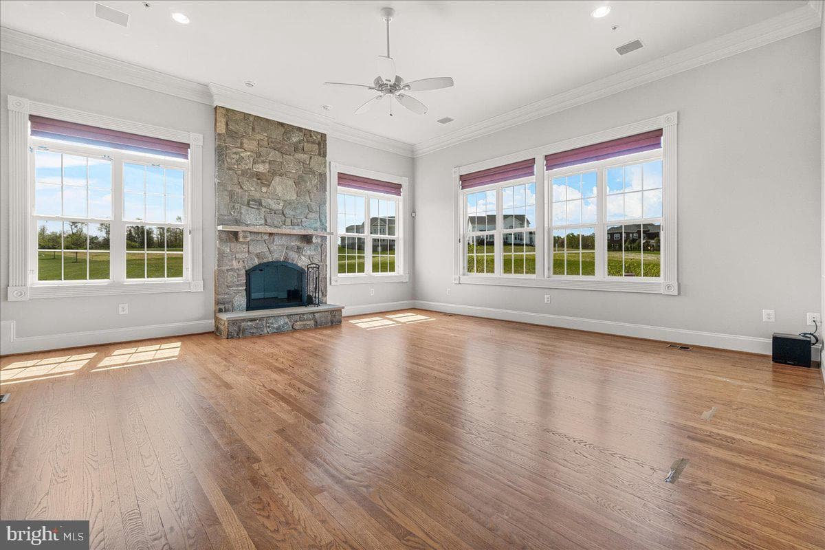 15841 Seneca Run Court photo 19