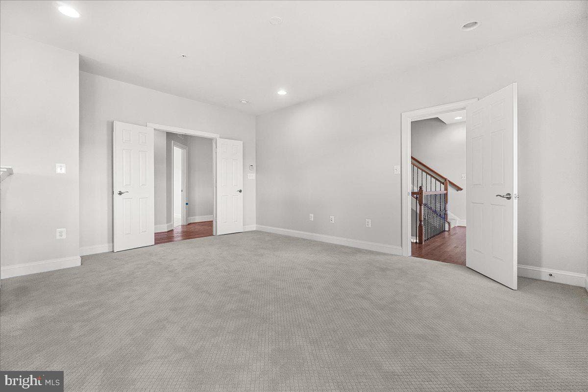 15841 Seneca Run Court photo 37