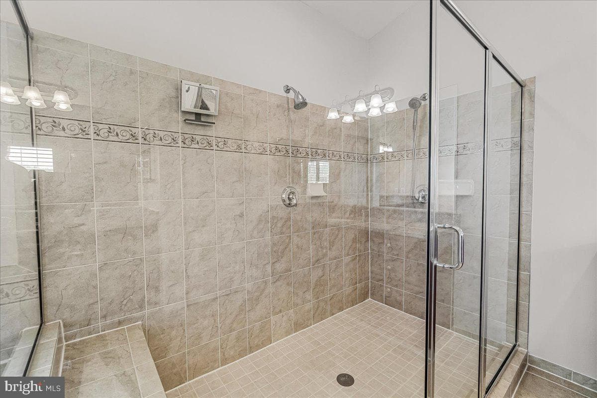 15841 Seneca Run Court photo 43
