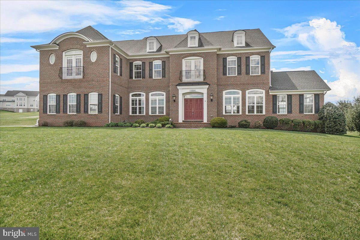 15841 Seneca Run Court photo 5