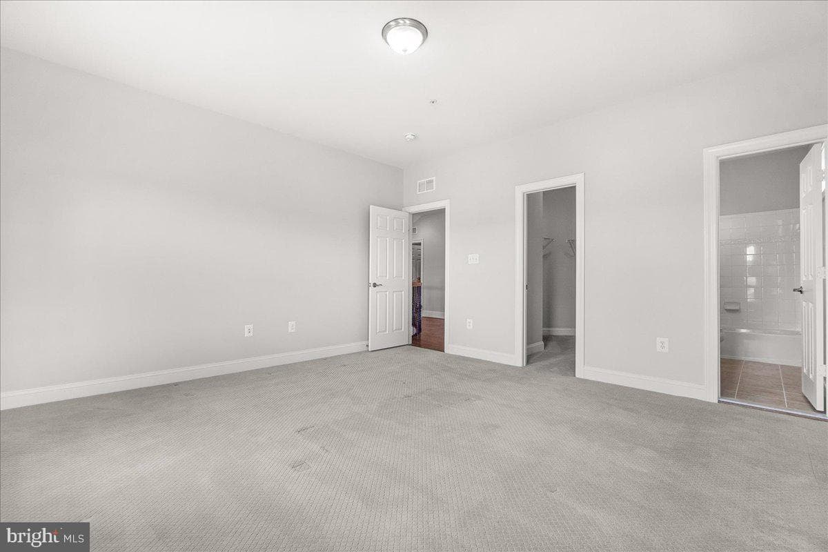 15841 Seneca Run Court photo 51