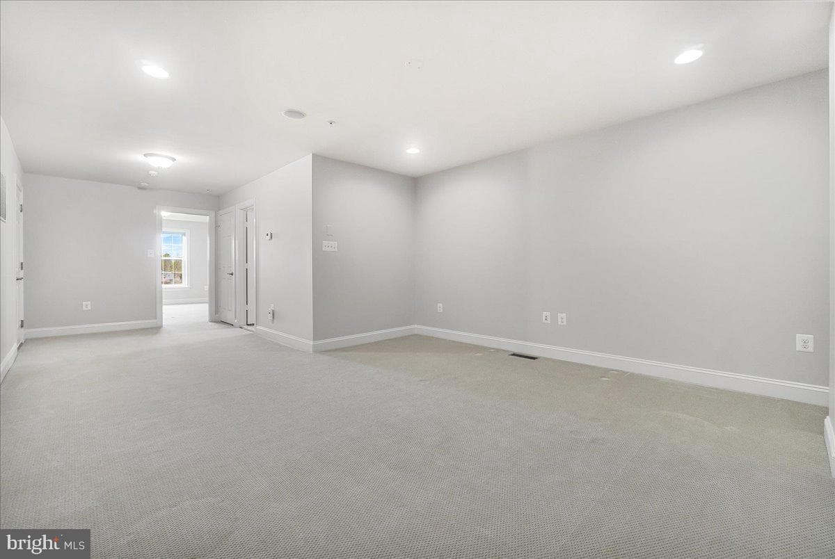 15841 Seneca Run Court photo 61