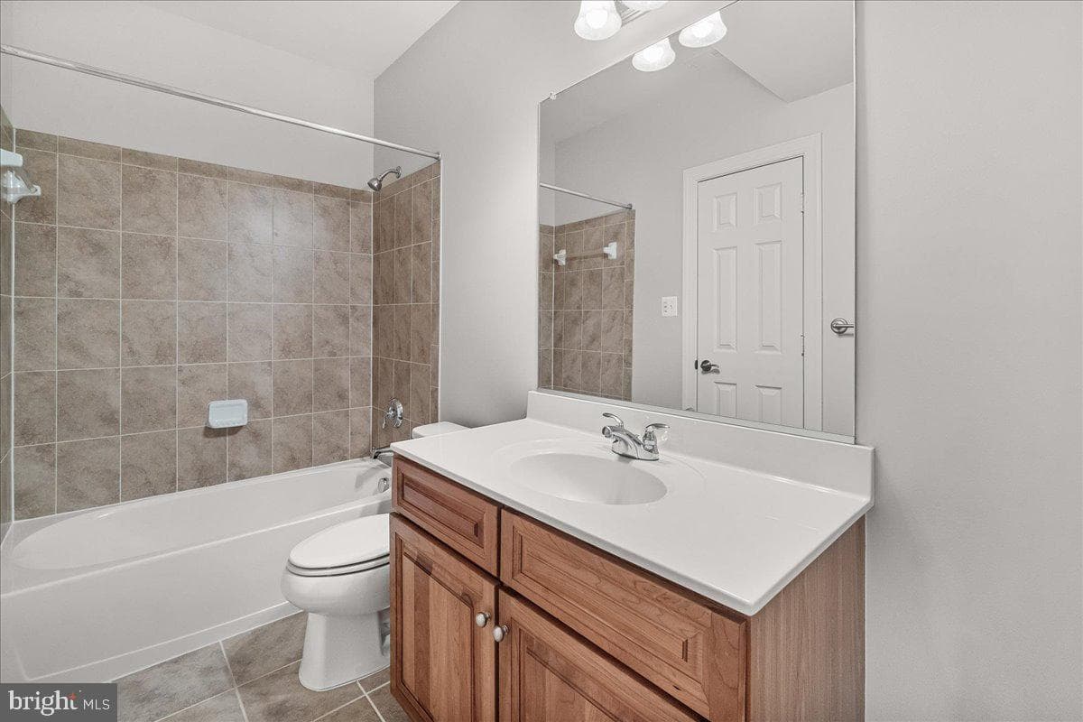 15841 Seneca Run Court photo 77
