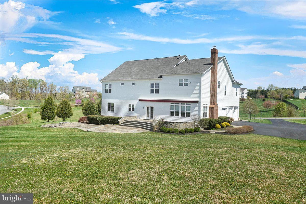 15841 Seneca Run Court photo 84