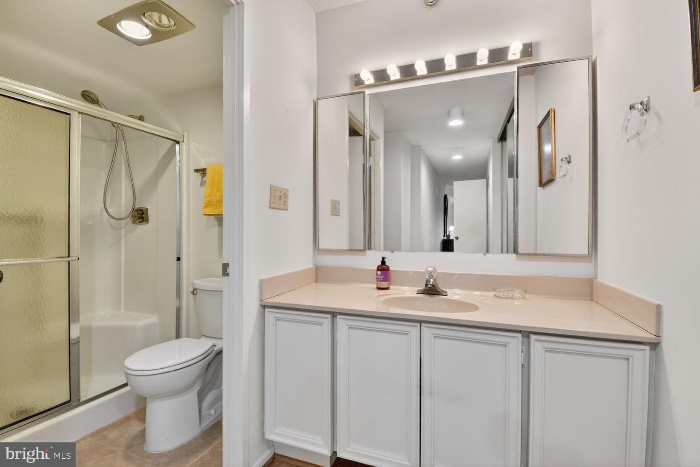15115 Interlachen Drive #3-904 photo 23