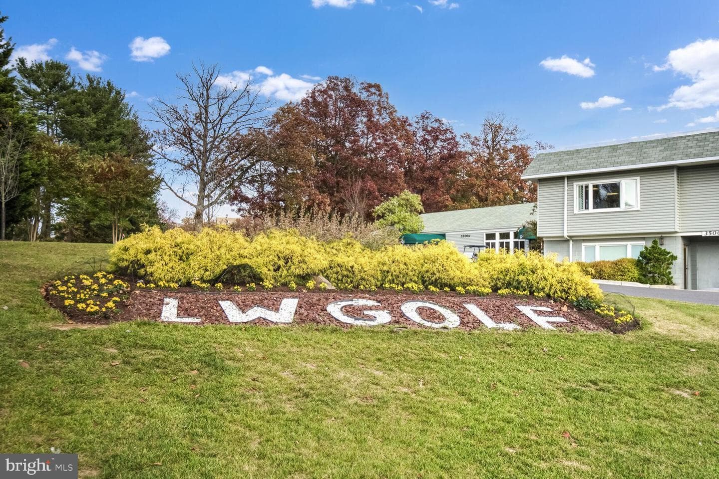 15115 Interlachen Drive #3-904 photo 35
