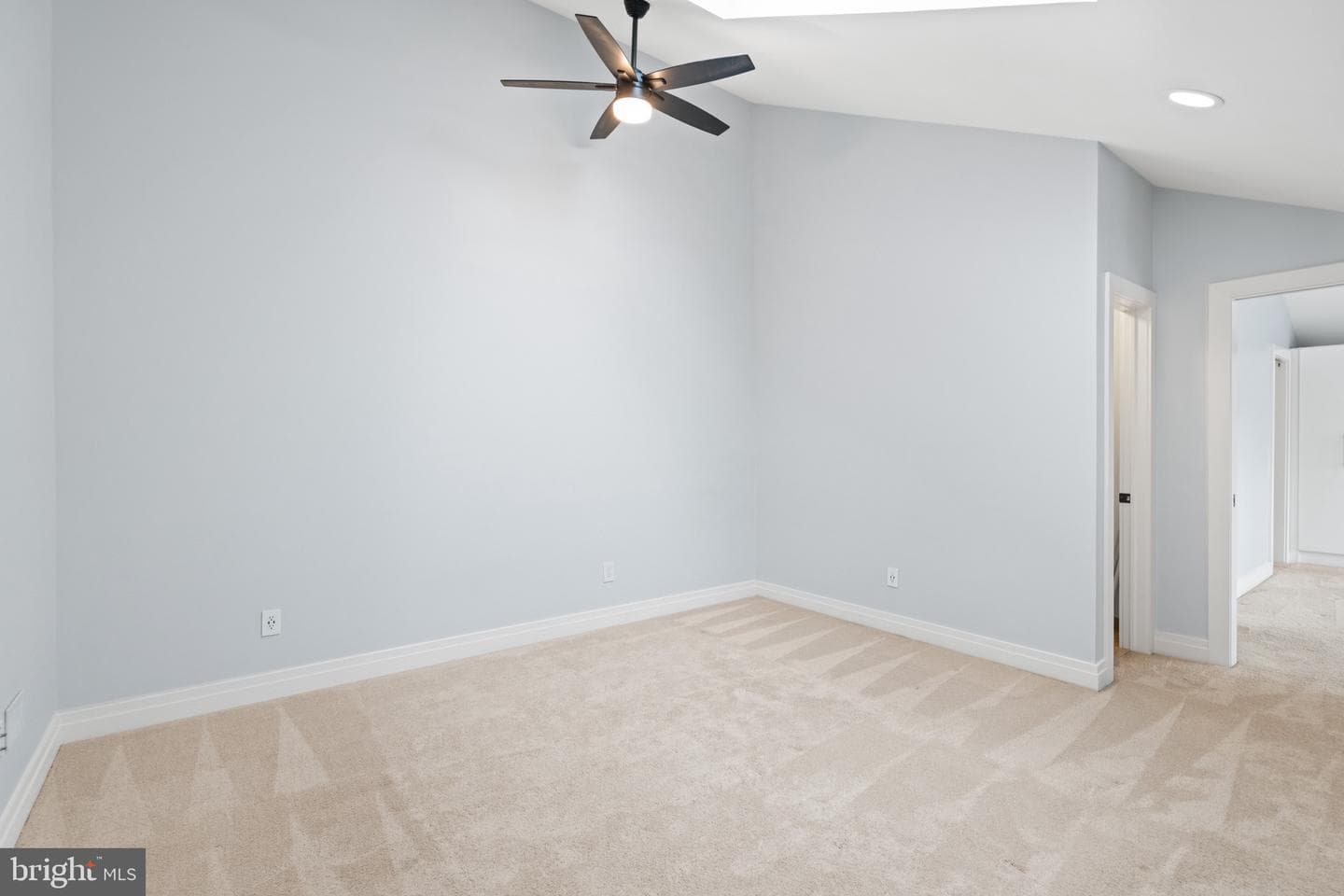 18422 Bishopstone Court #313 photo 29