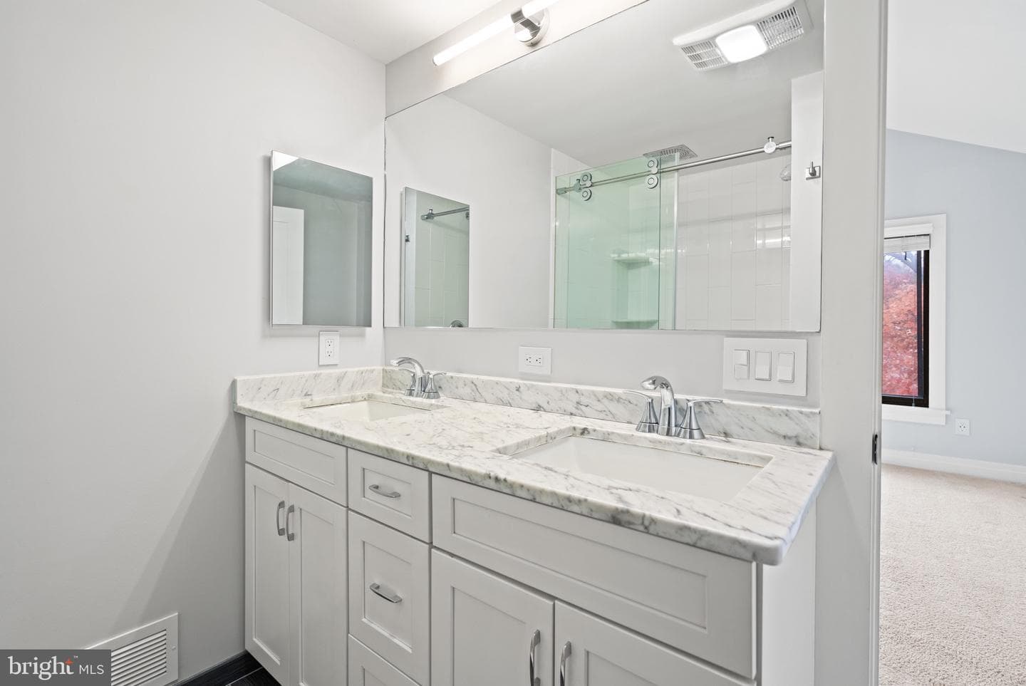 18422 Bishopstone Court #313 photo 35