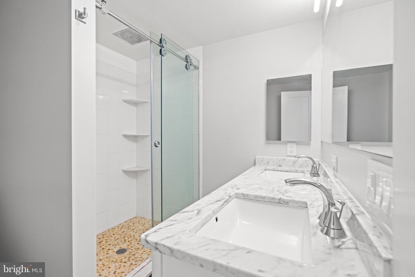 18422 Bishopstone Court #313 photo 37