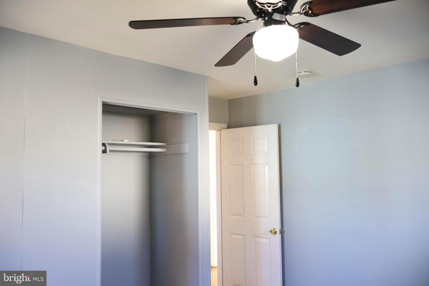 106 Hutton Street photo 13