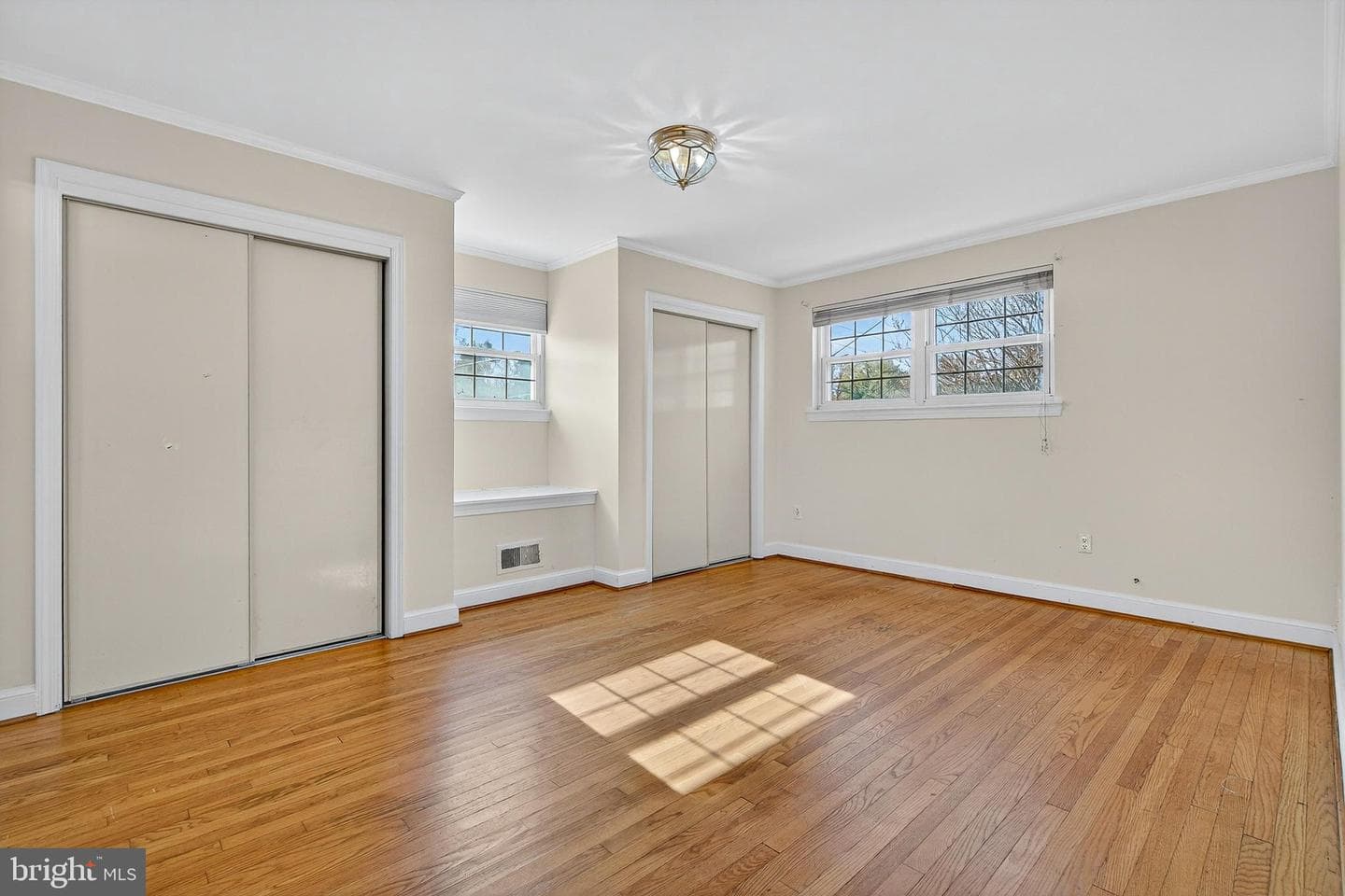 7 Shaw Avenue photo 10