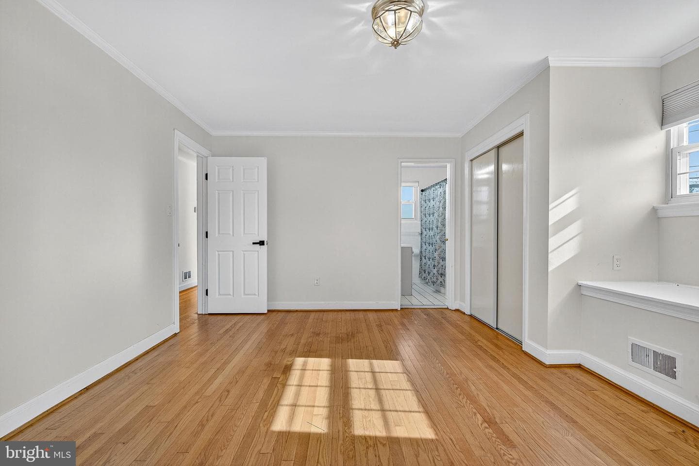 7 Shaw Avenue photo 11