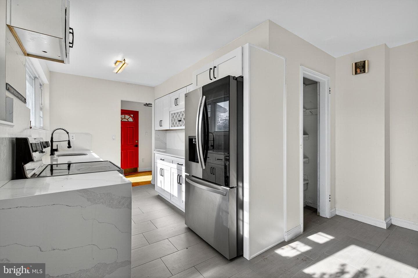 7 Shaw Avenue photo 2
