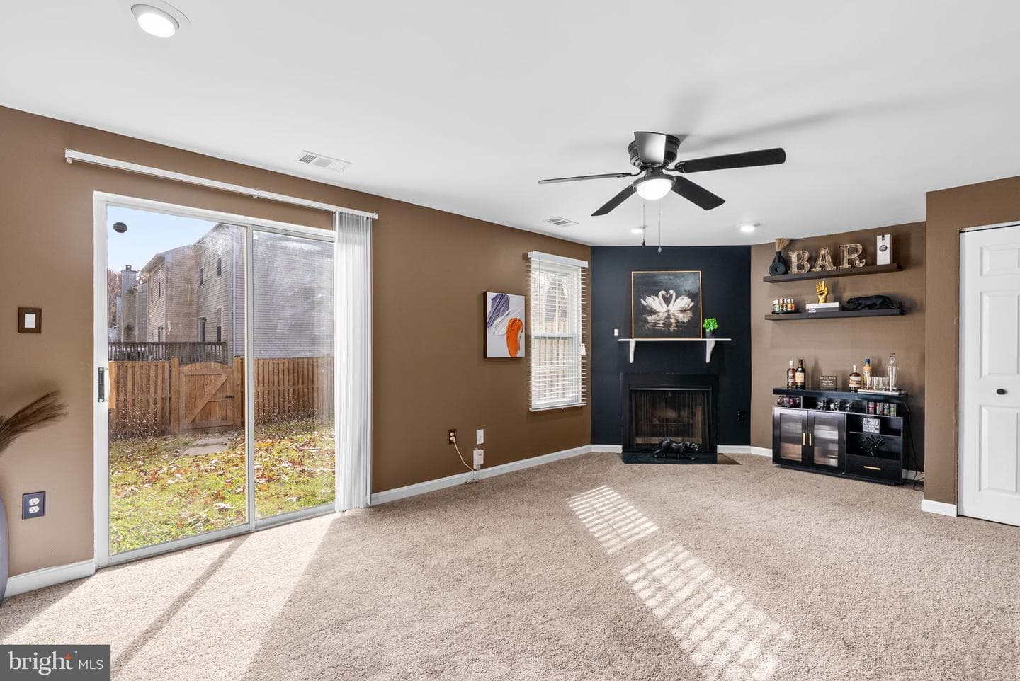 18905 Treebranch Terrace photo 15