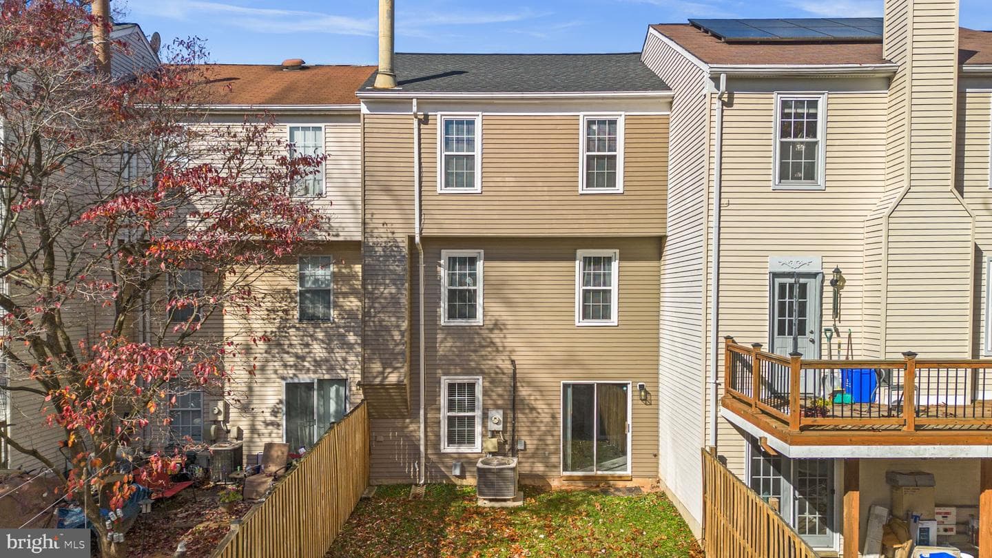 18905 Treebranch Terrace photo 22