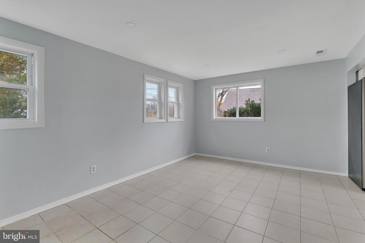 4205 Ferrara Drive photo 11