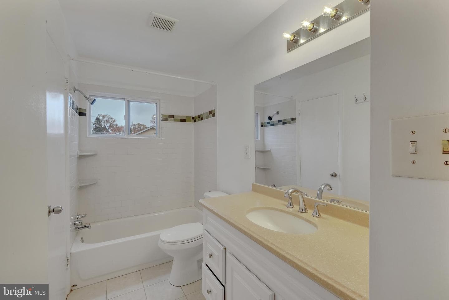 4205 Ferrara Drive photo 19