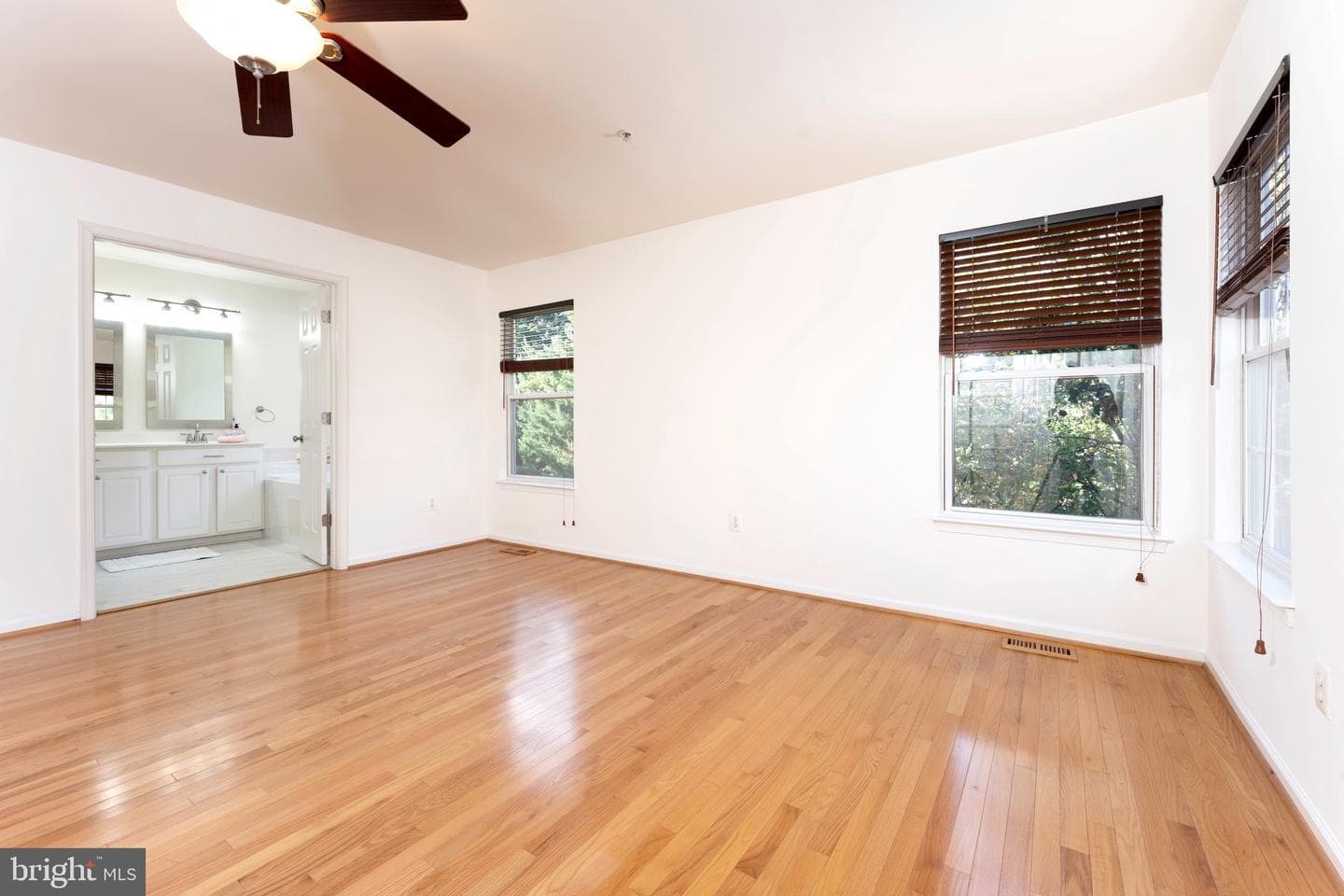 2956 Saint Helen Circle photo 12