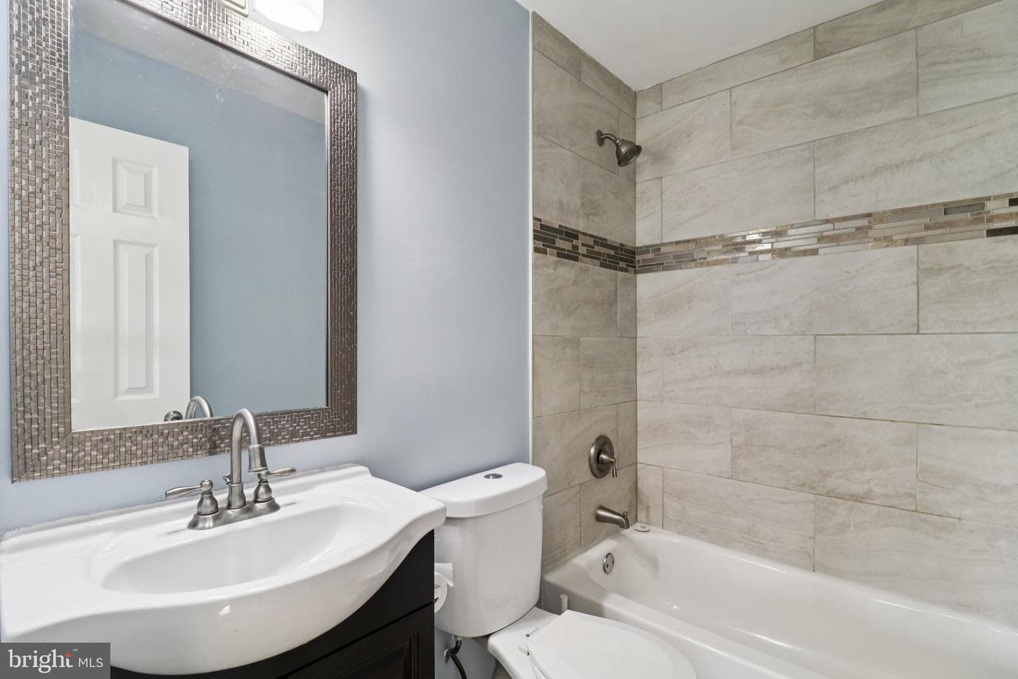 11515 Orebaugh Avenue photo 19
