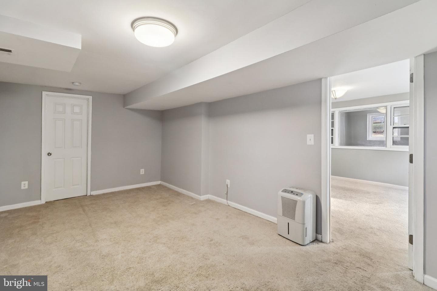 11515 Orebaugh Avenue photo 36