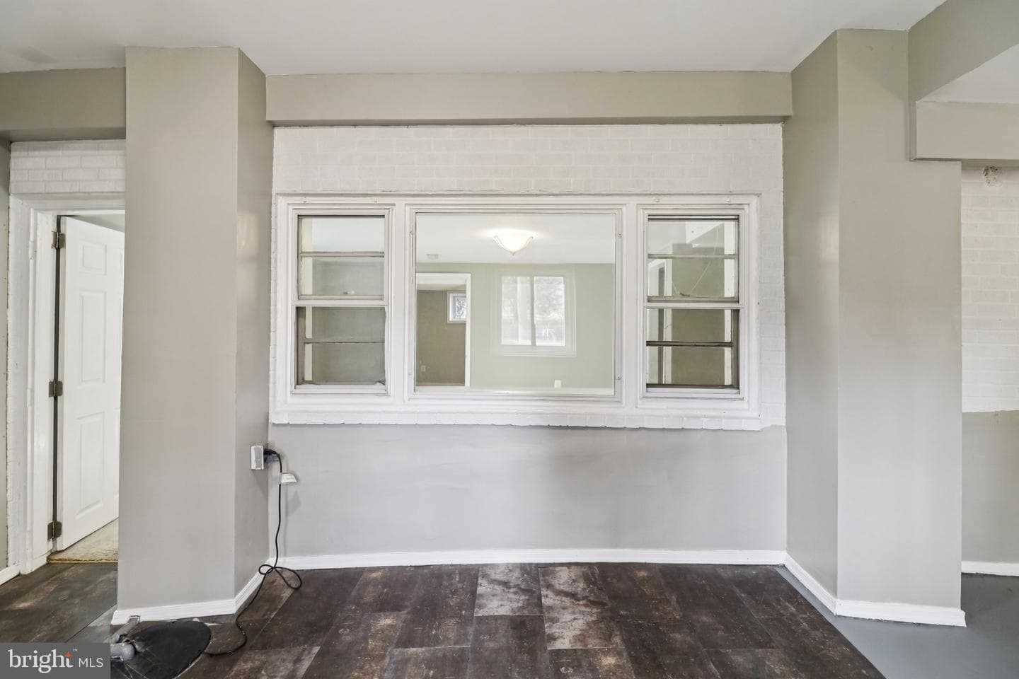 11515 Orebaugh Avenue photo 47