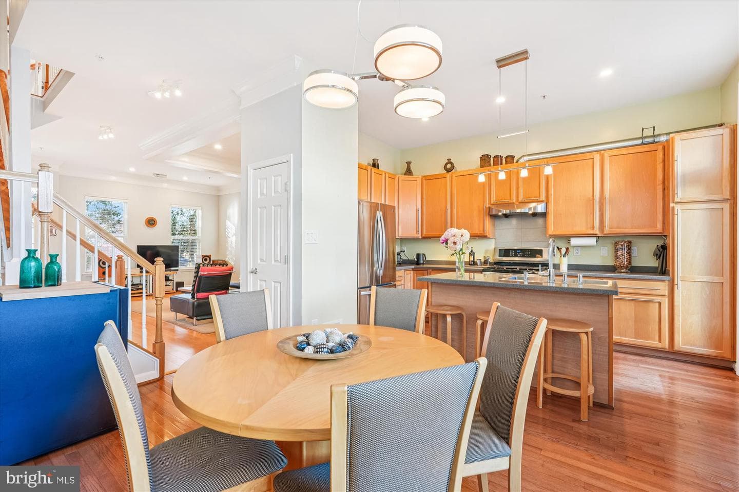 422 Chestnut Hill Street photo 10