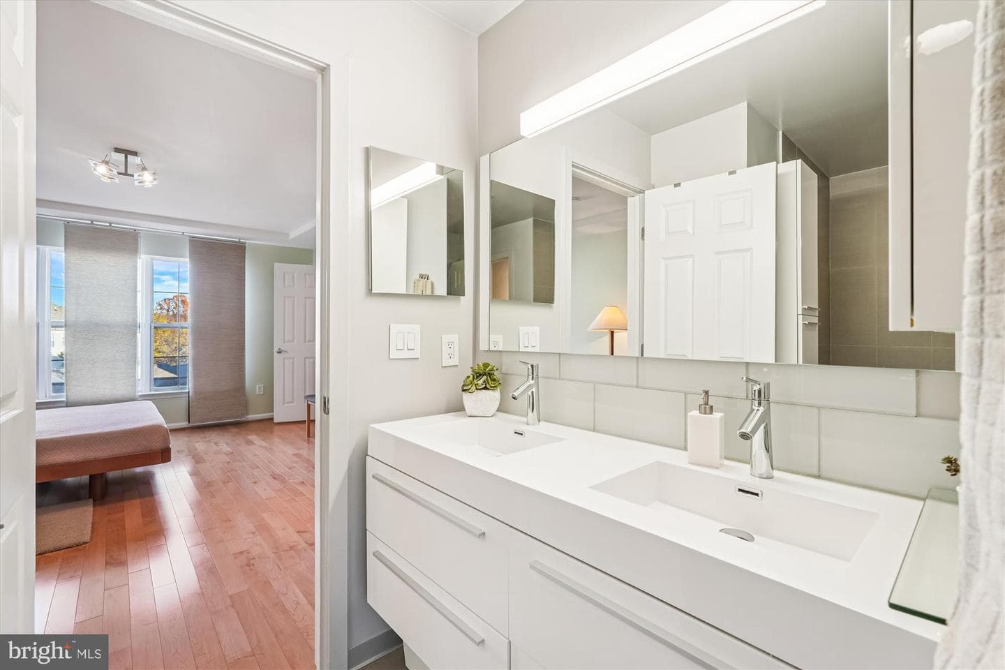 422 Chestnut Hill Street photo 17