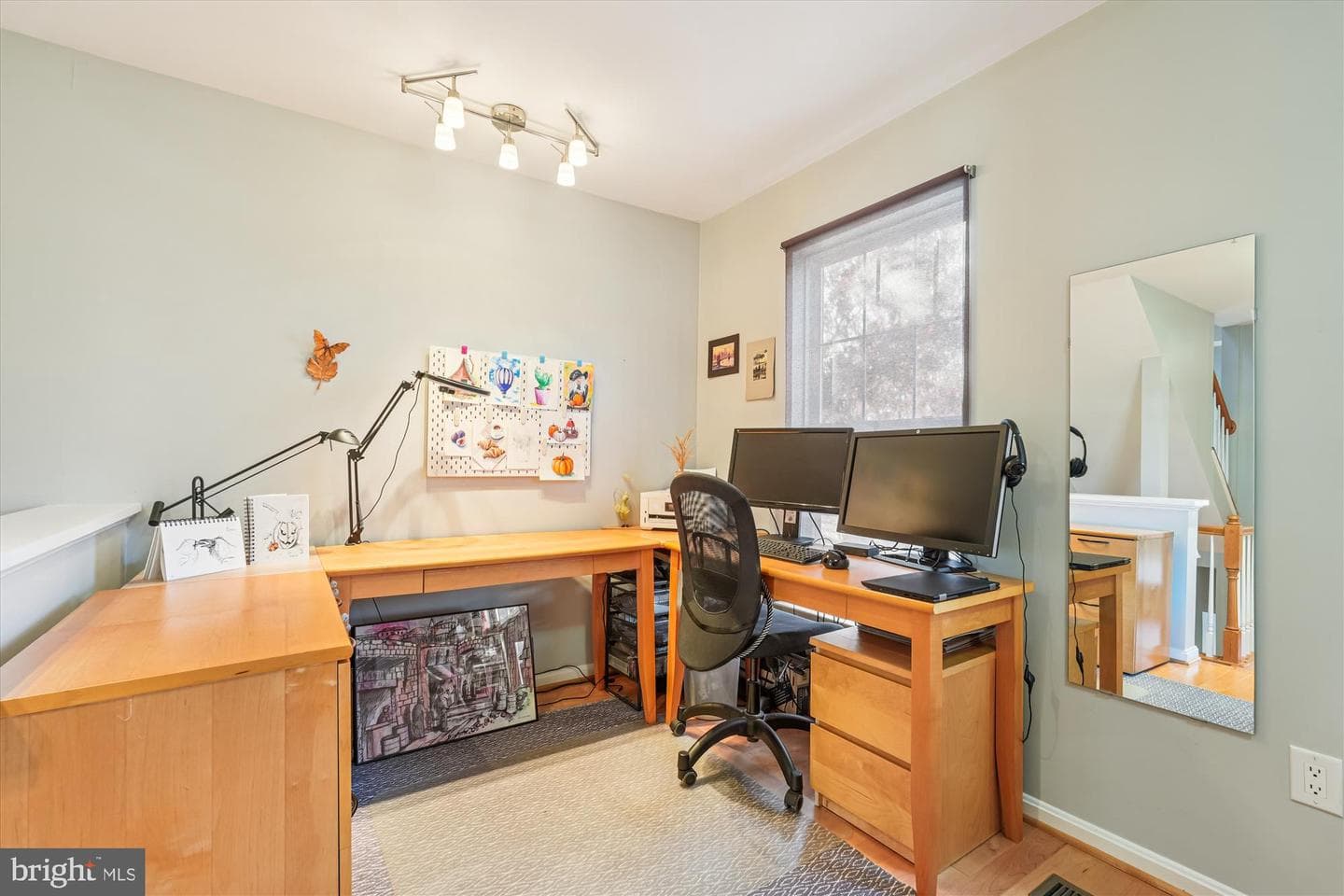 422 Chestnut Hill Street photo 20
