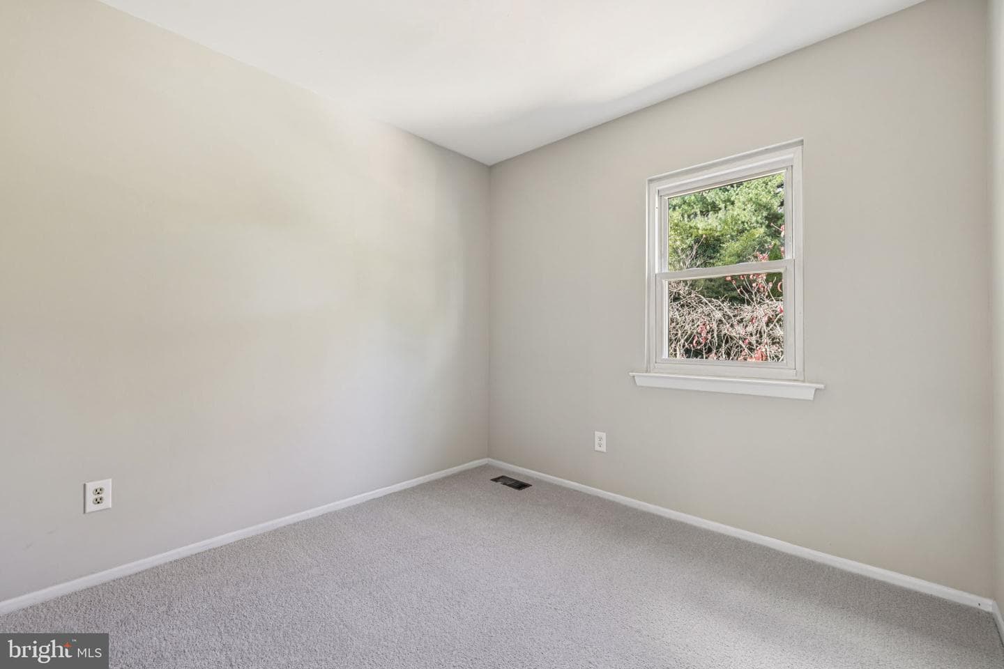 19924 Wyman Way photo 23