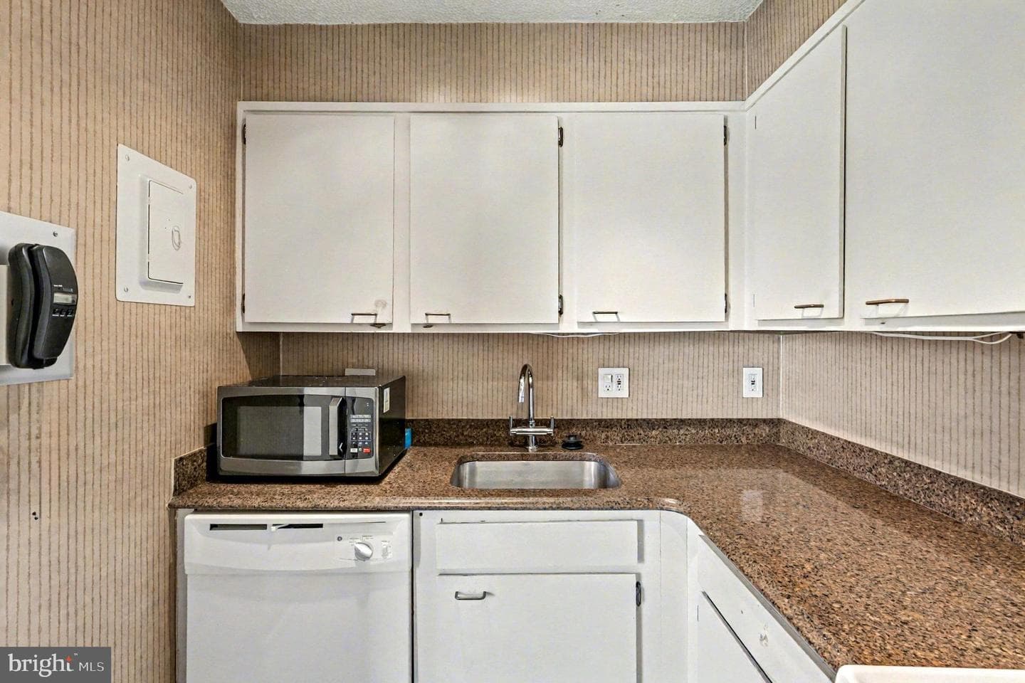 2100 Washington Avenue #6-B photo 15